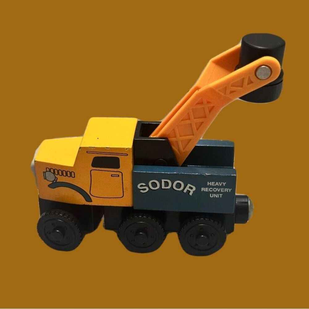 Thomas & Friends SODOR BUTCH Heavy Recovery Unit Toy Train - Orange and Black